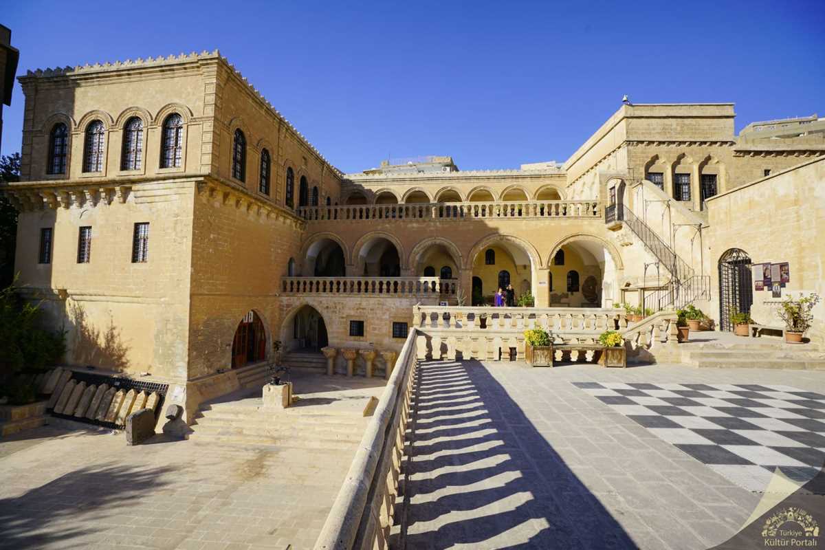 Mardin Müzesi ve Mardin Kalesi