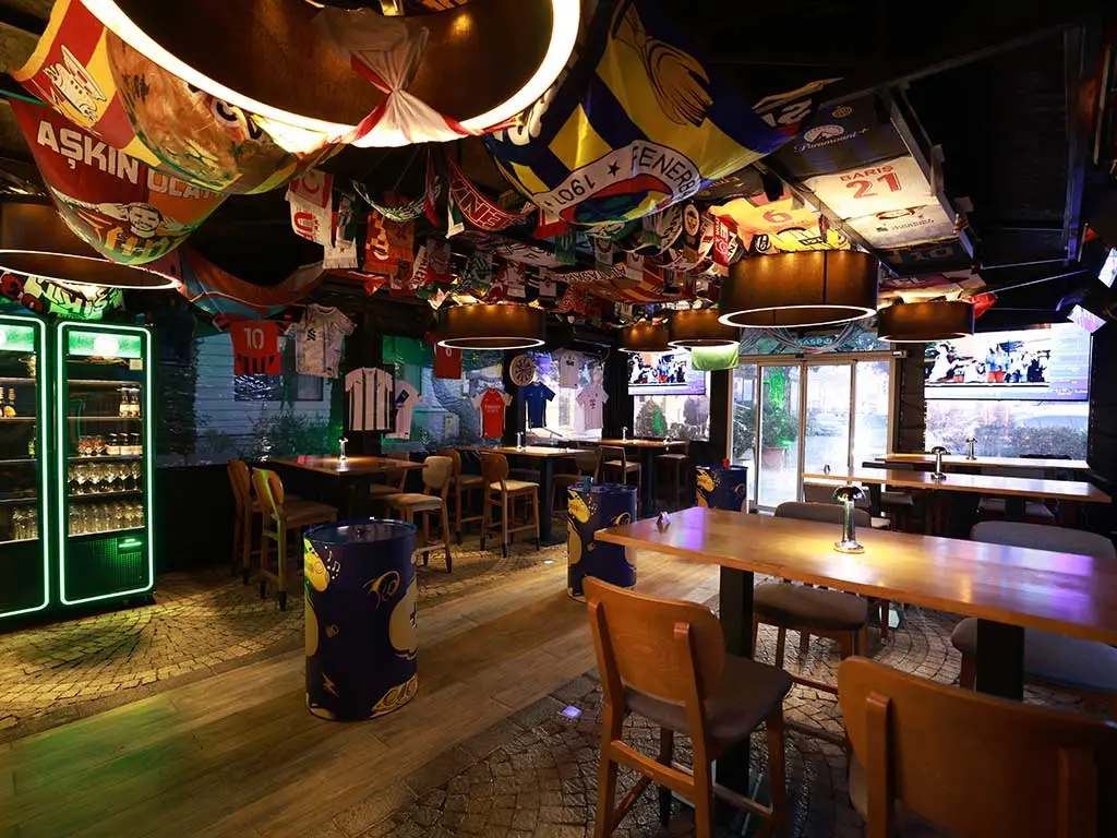 The Pub Sports Bar